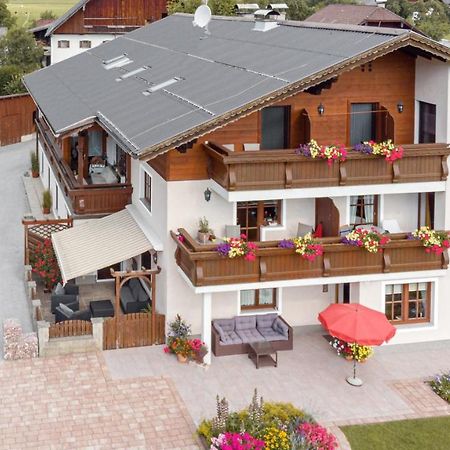 Aparthotel Haus Regina Strobl Esterno foto